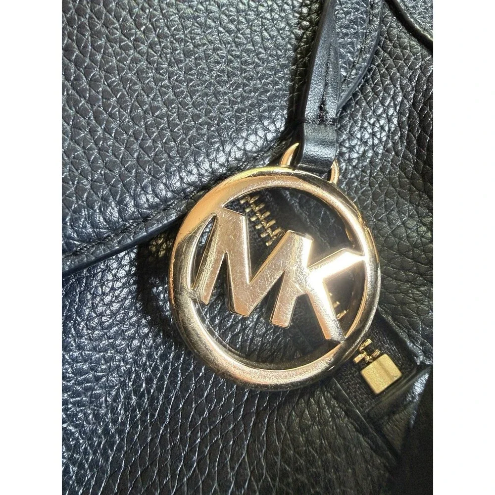Michael Kors Crossbody Bedford Legacy Medium Flap Leather Shoulder Bag Black